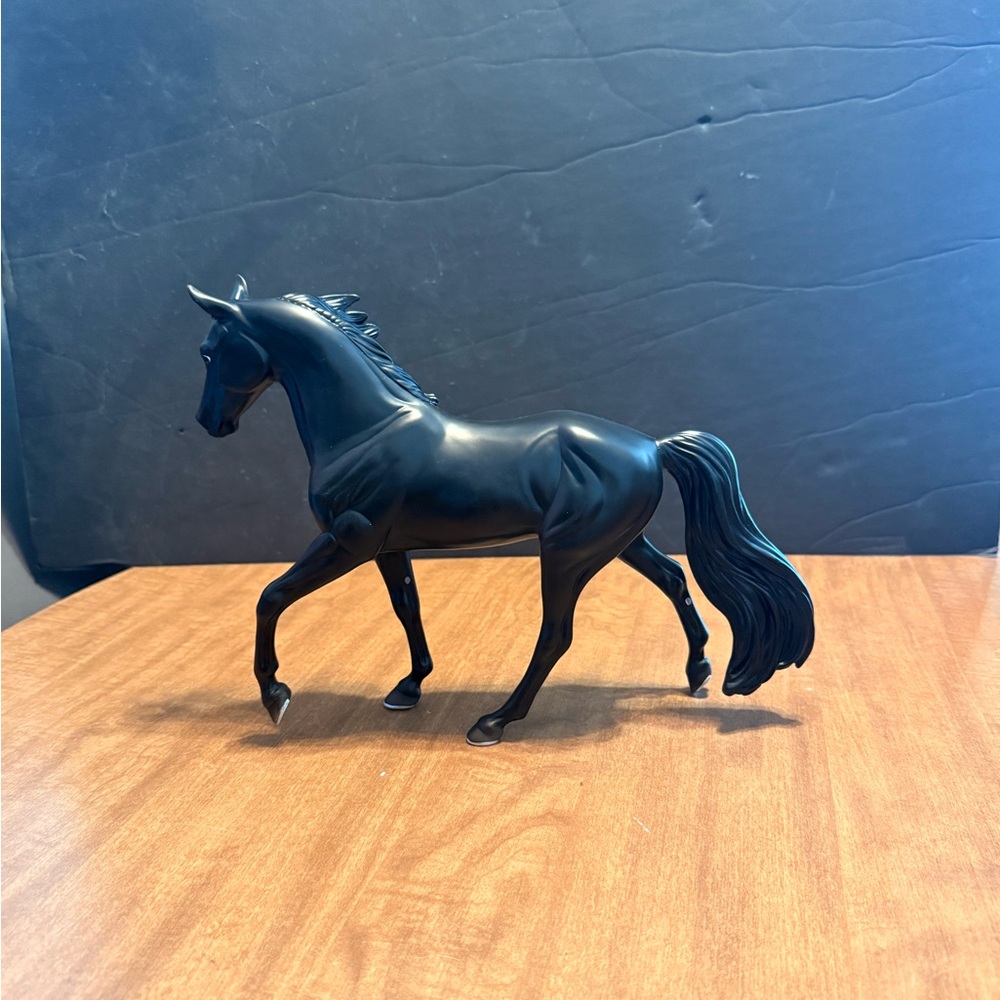 Breyer Elvis Presley and Bear model - Picture 2 of 6